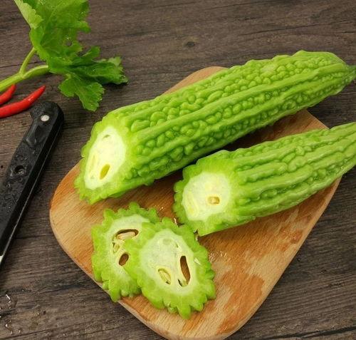 棉棉吃瓜,揭秘娱乐圈的甜蜜瓜田